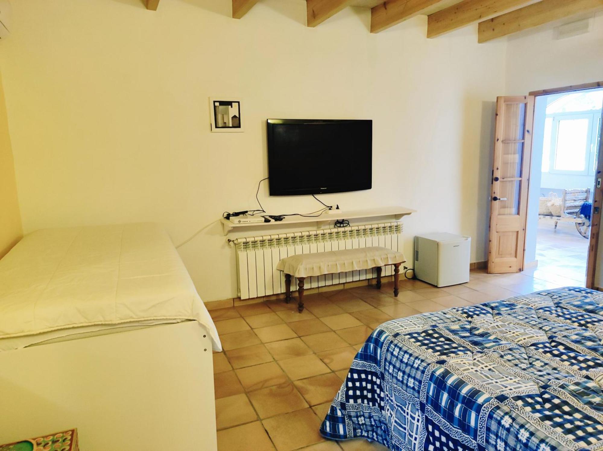 Turismo Rural Biniati Des Pi Sant Lluis Exterior photo